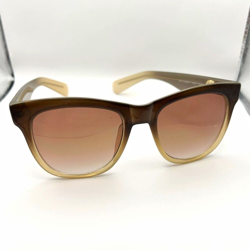 Vince Camuto VC811 BRN Women's Oversized Brown Frame Brown Gradient UV400